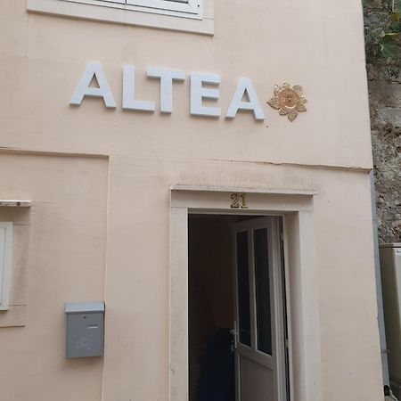 Altea Holidey Home With Jacuzzi And Free Parking Makarska Exterior photo