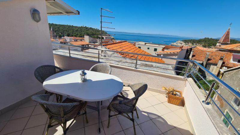 Altea Holidey Home With Jacuzzi And Free Parking Makarska Exterior photo